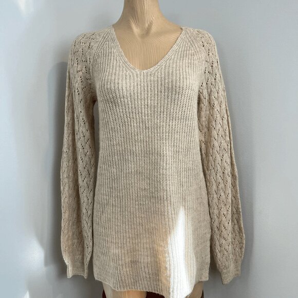 RW&CO. Delicate V Neck Knit Crochet Balloon Long Sleeve Tunic Sweater S Dainty - Picture 1 of 13